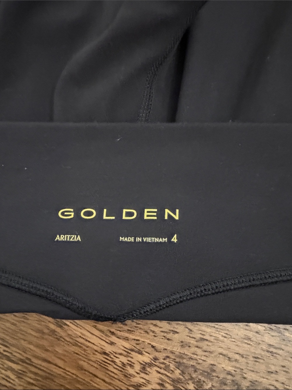 Aritzia Butter black leggings - Picture 3 of 4